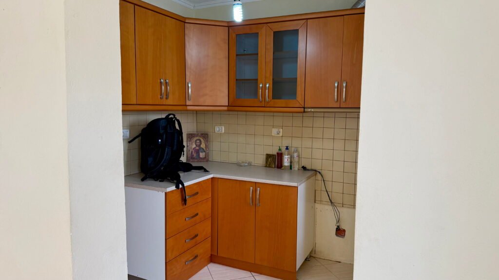 Apartment for sale in Metoq Saranda with mountain and valley view