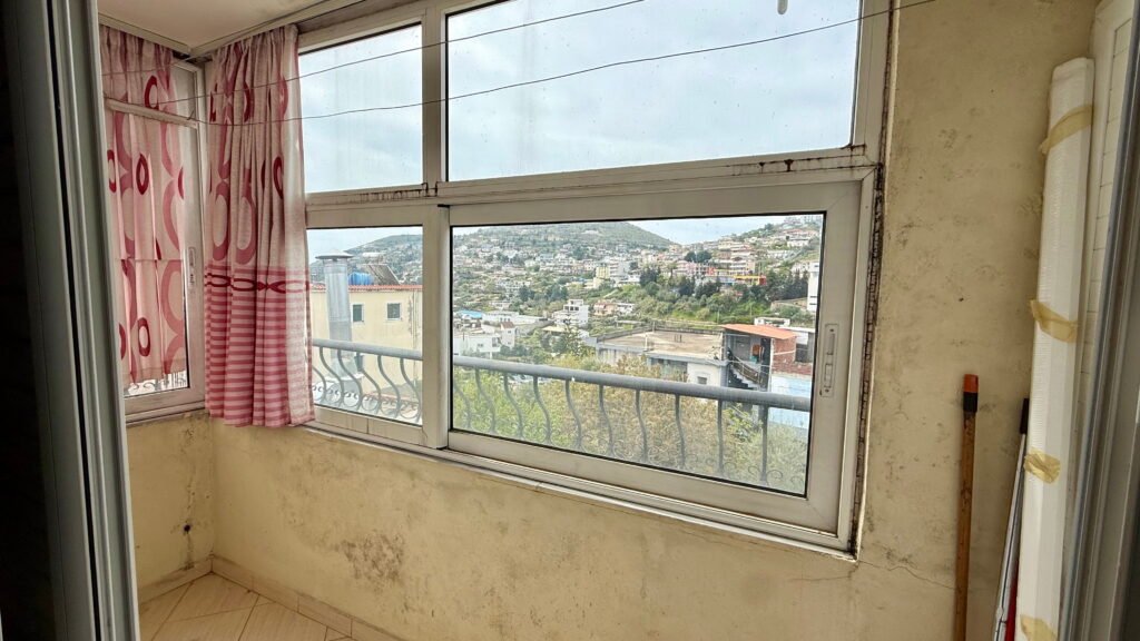 Apartment for sale in Metoq Saranda with mountain and valley view